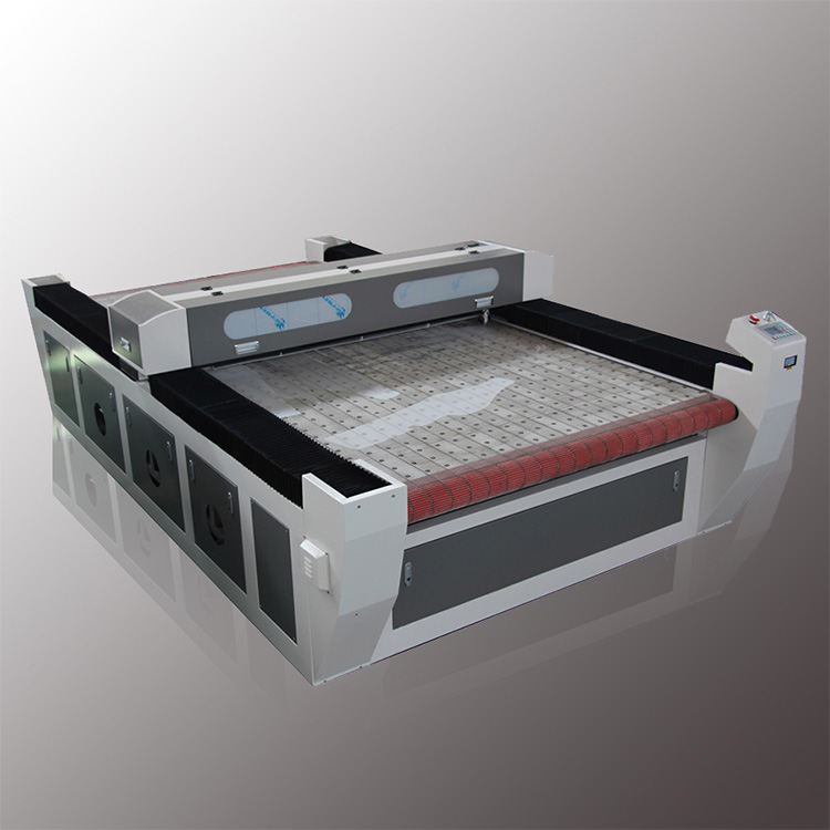 CNC Laser Fabric Cutter ၏ အားသာချက်များ